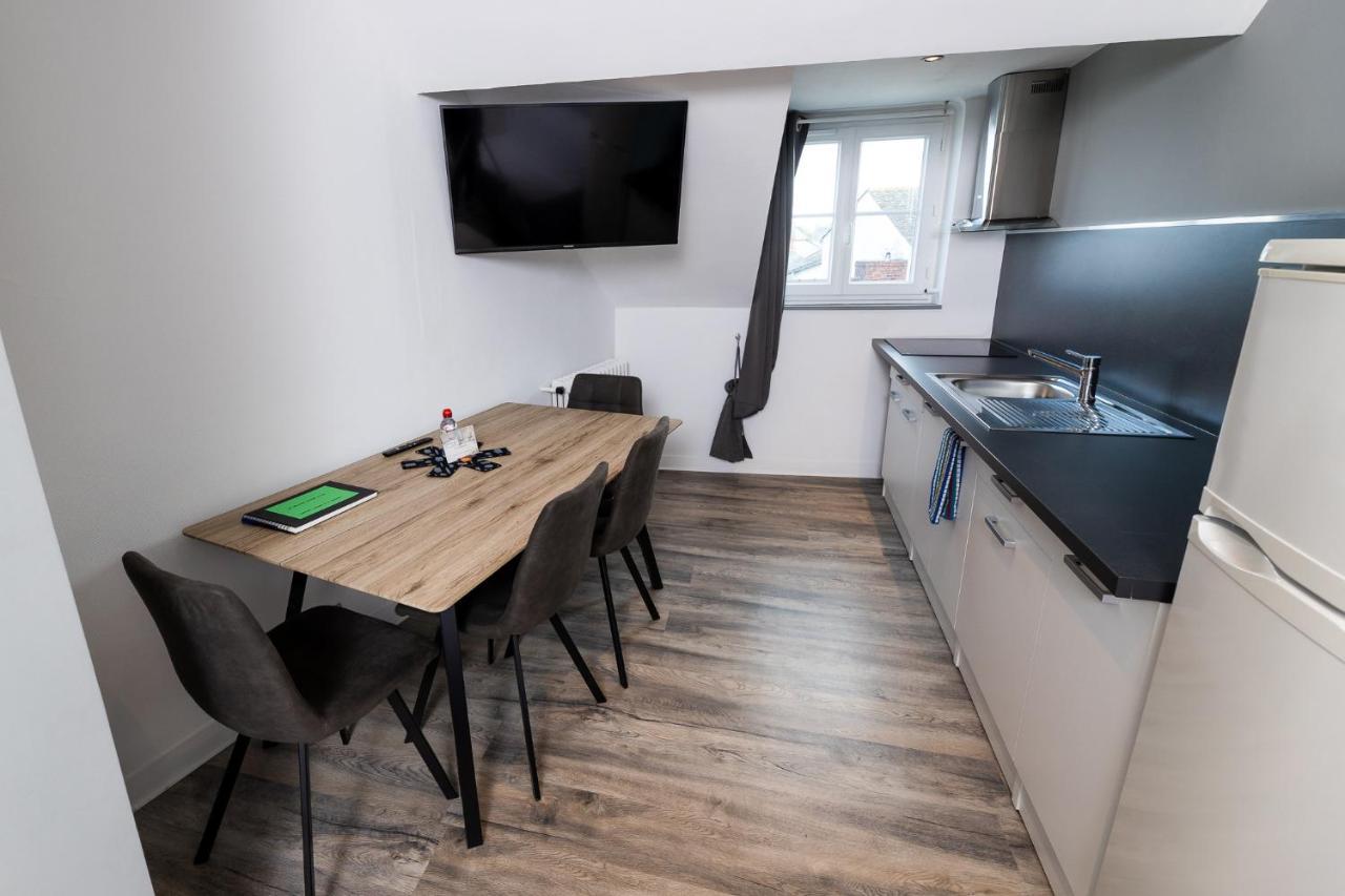 A6 - Comme A La Maison - * Chateaubriant
